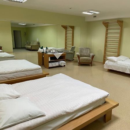 Aismares Hostel 克莱佩达 外观 照片